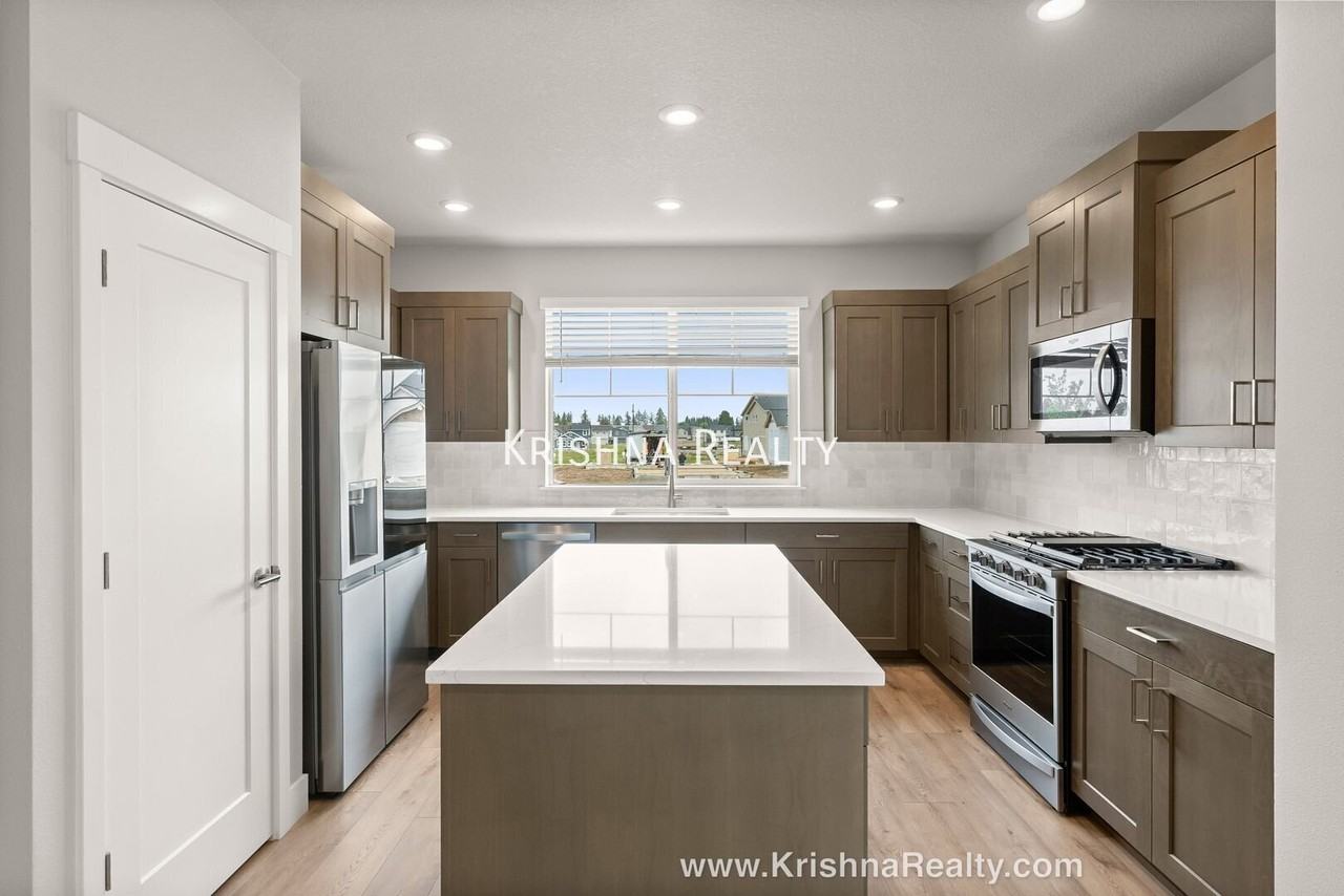6542 Se Silvergrass St - Photo 4 of 31