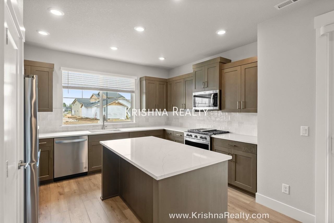 6542 Se Silvergrass St - Photo 5 of 31