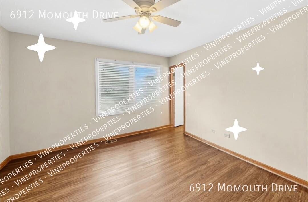 6912 Monmouth Dr - Photo 3 of 10
