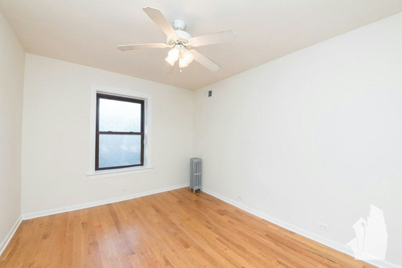 1249 West Henderson Street, Unit 3325-G - Photo 4 of 10