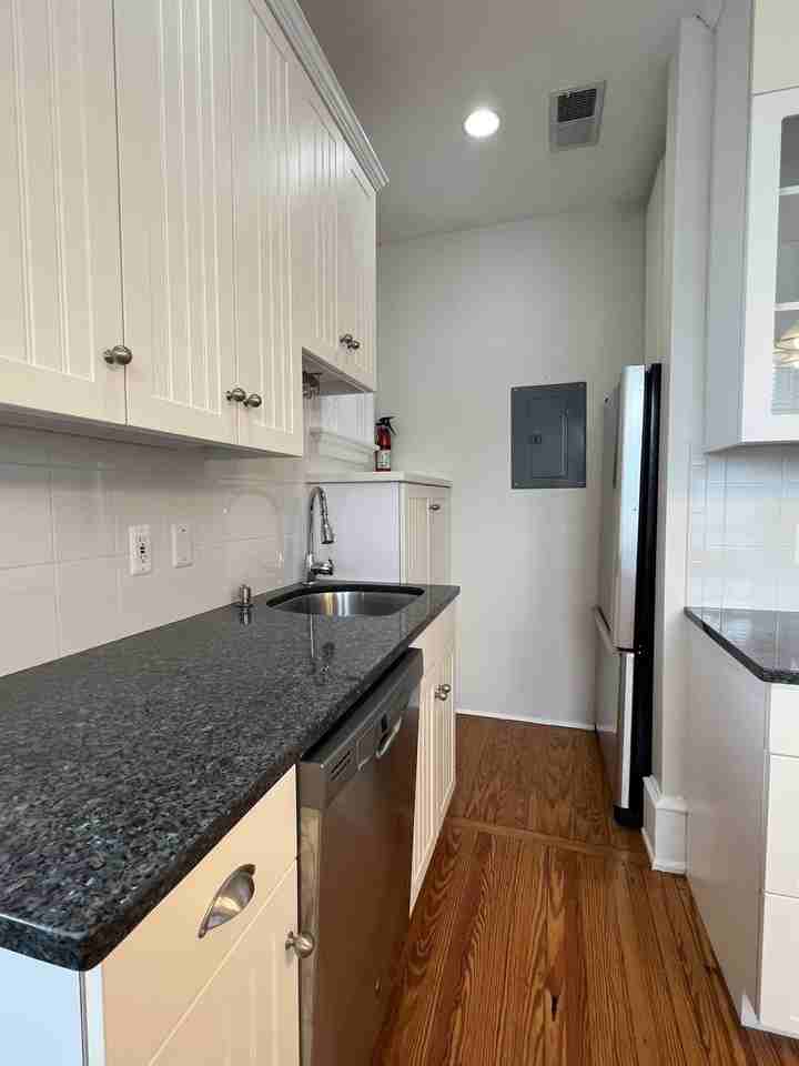 400 N Potomac St - Photo 5 of 14