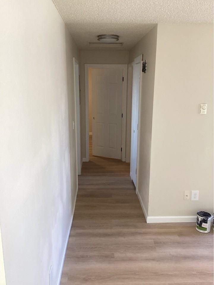 353 Northeast 5th Street - Photo 5 of 11