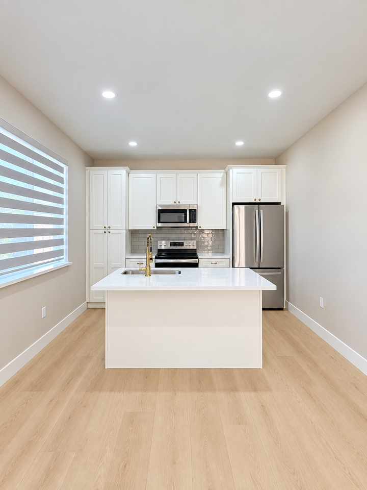 358 McLeod Avenue - Photo 3 of 12