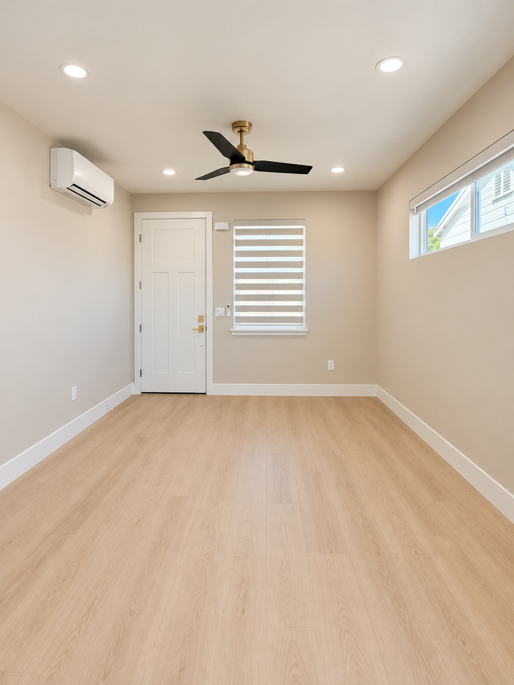 358 McLeod Avenue - Photo 4 of 12