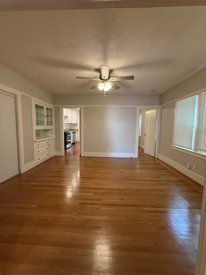 2800 H Street - Photo 2 of 9