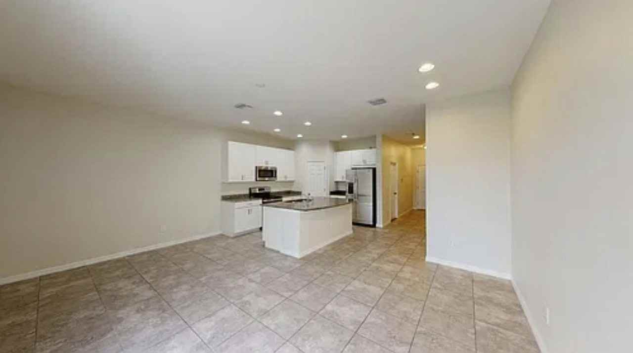 7048 Grand Elm Drive - Photo 7 of 28