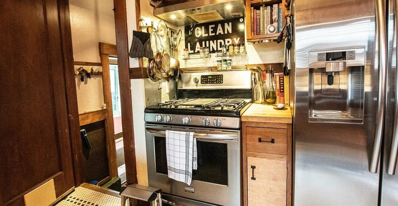 11 Hoover Street - Photo 2 of 18