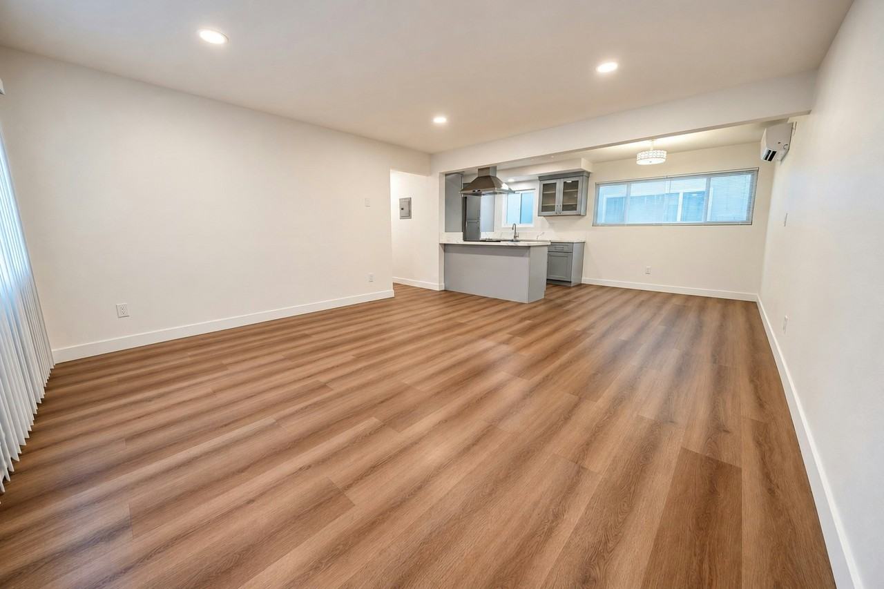 1206 Amethyst Street, Unit B - Photo 4 of 13