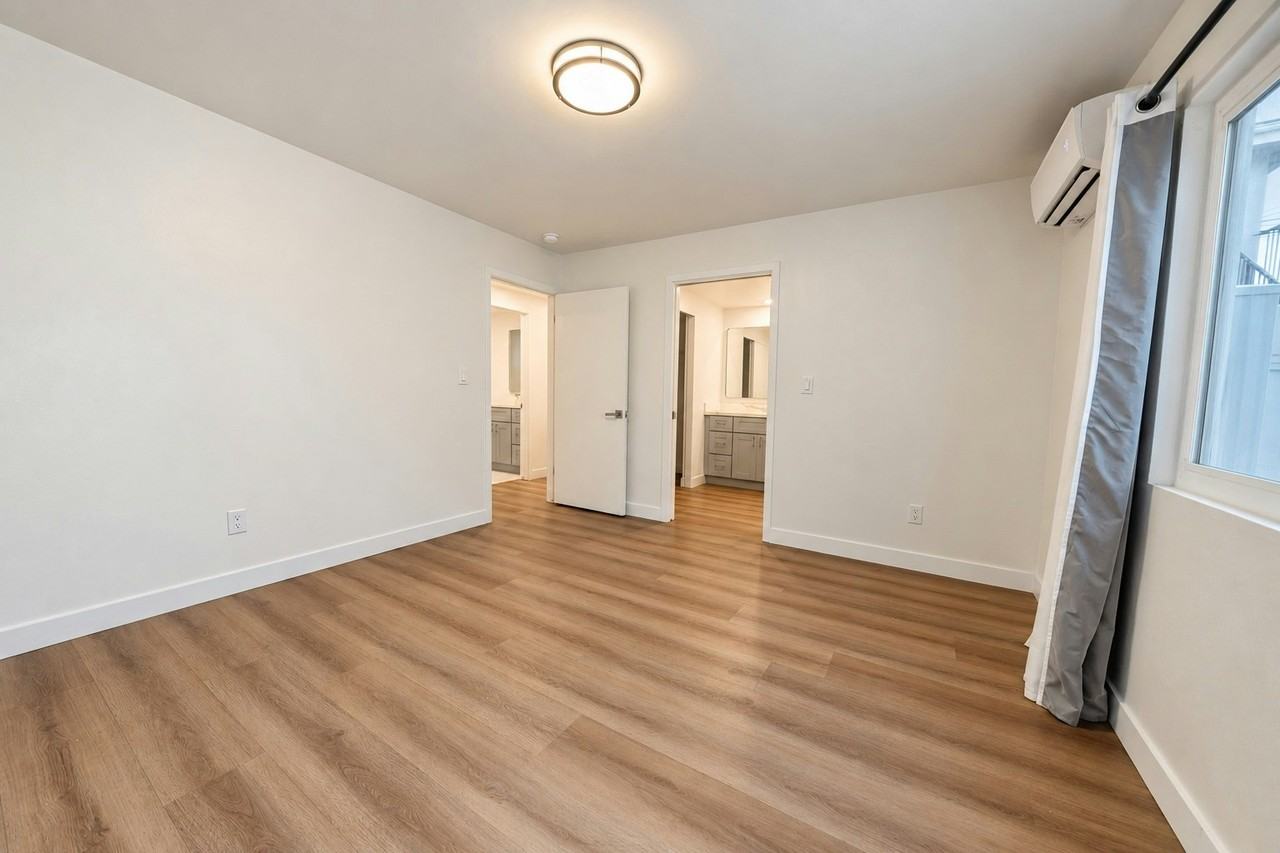 1206 Amethyst Street, Unit B - Photo 7 of 13