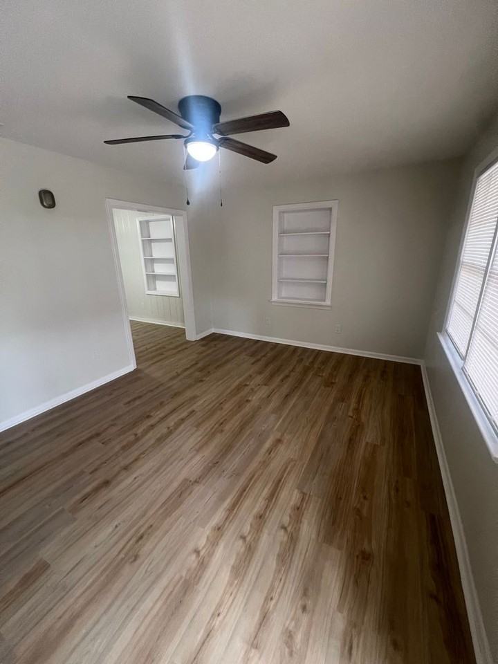 1445 E Lafayette St #7 - Photo 4 of 29