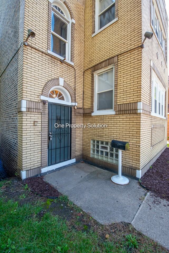 1113 Pennsylvania St #1 - Photo 4 of 20
