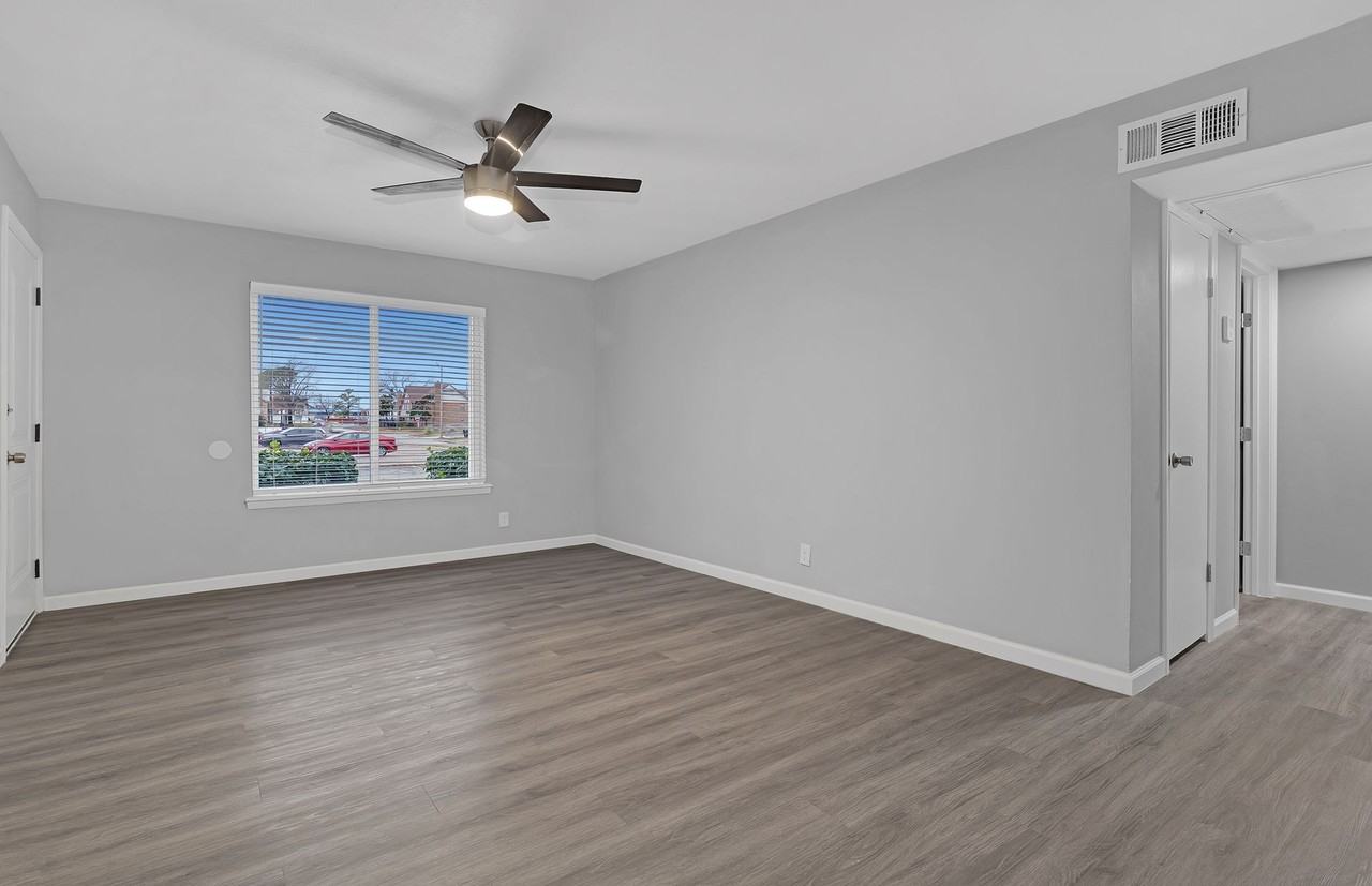 Midtown Reserve Apartments - Photo 6 of 47