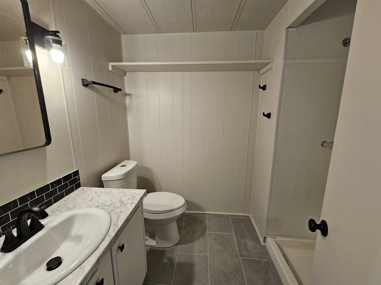 376 Bonanza Ave #1 - Photo 6 of 8
