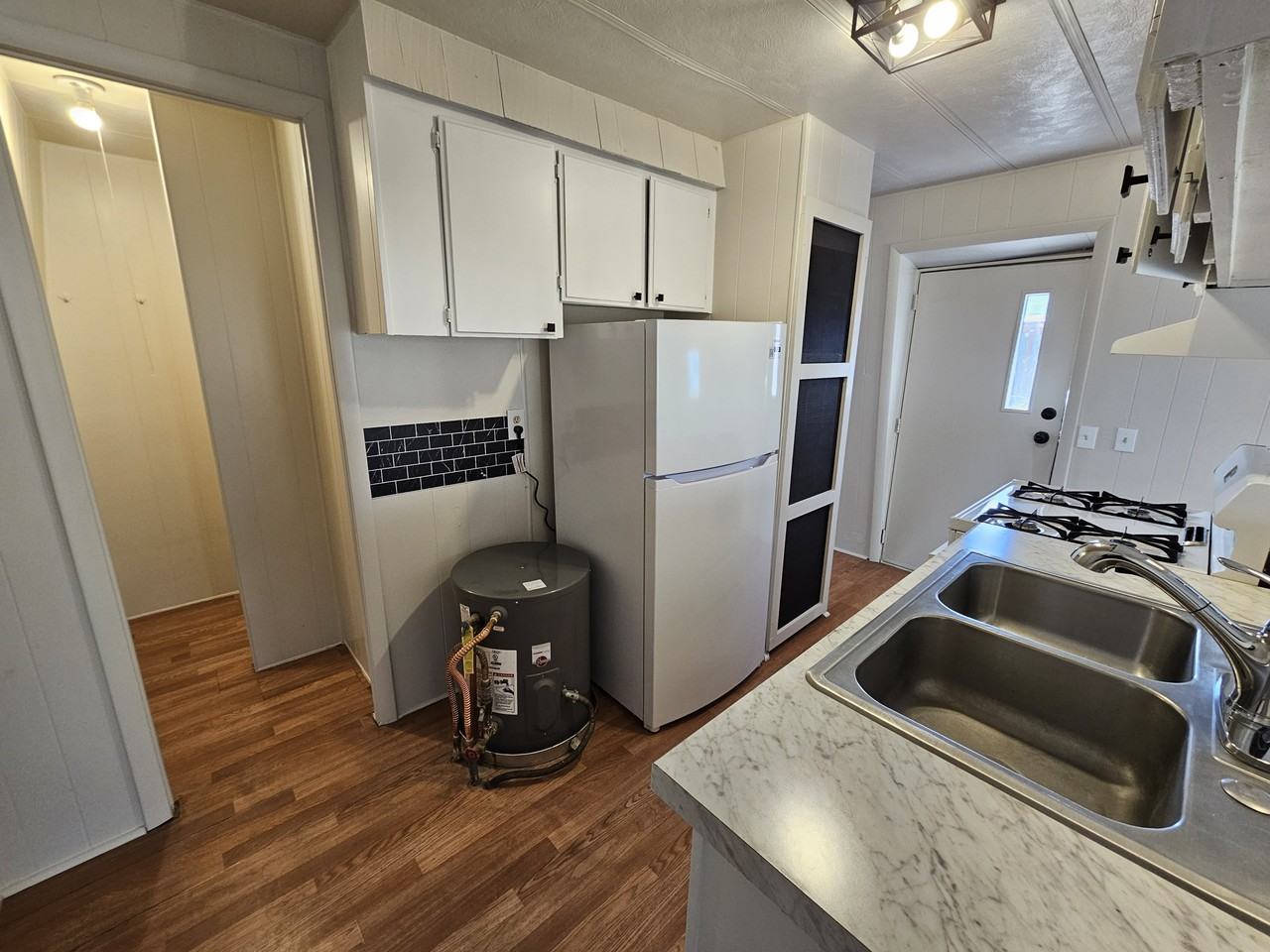 376 Bonanza Ave #1 - Photo 7 of 8