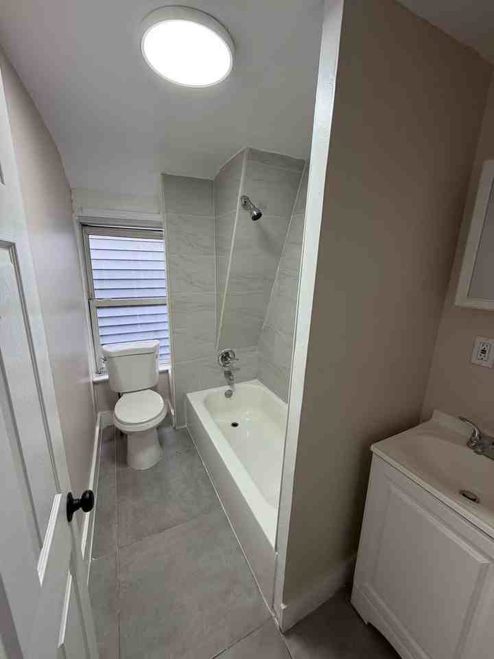 391 Myrtle Ave - Photo 7 of 14