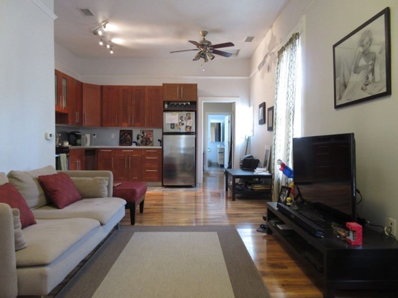 1154 W Edgeware Rd - Photo 6 of 40