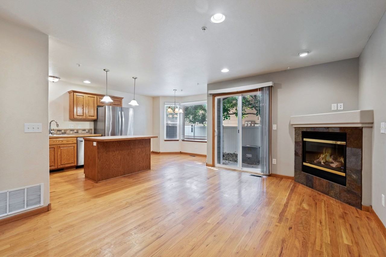 1408 S California Ave - Photo 5 of 25