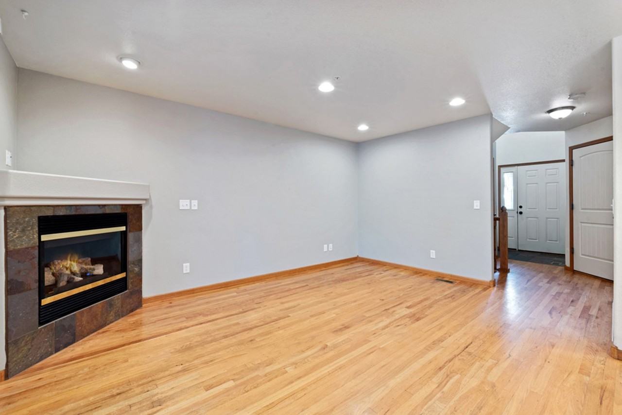 1408 S California Ave - Photo 6 of 25