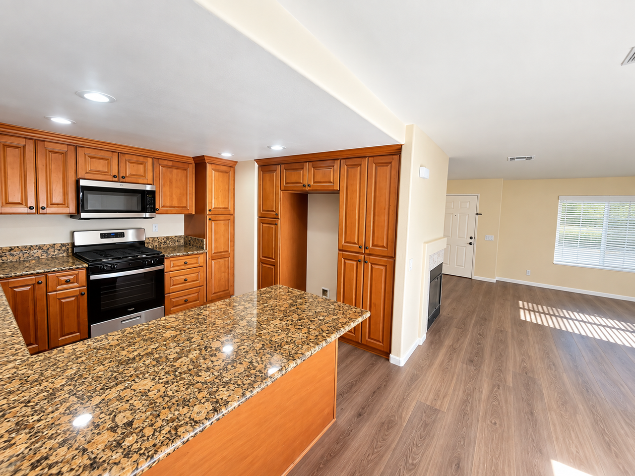 2538 Sundial Dr #B - Photo 6 of 19
