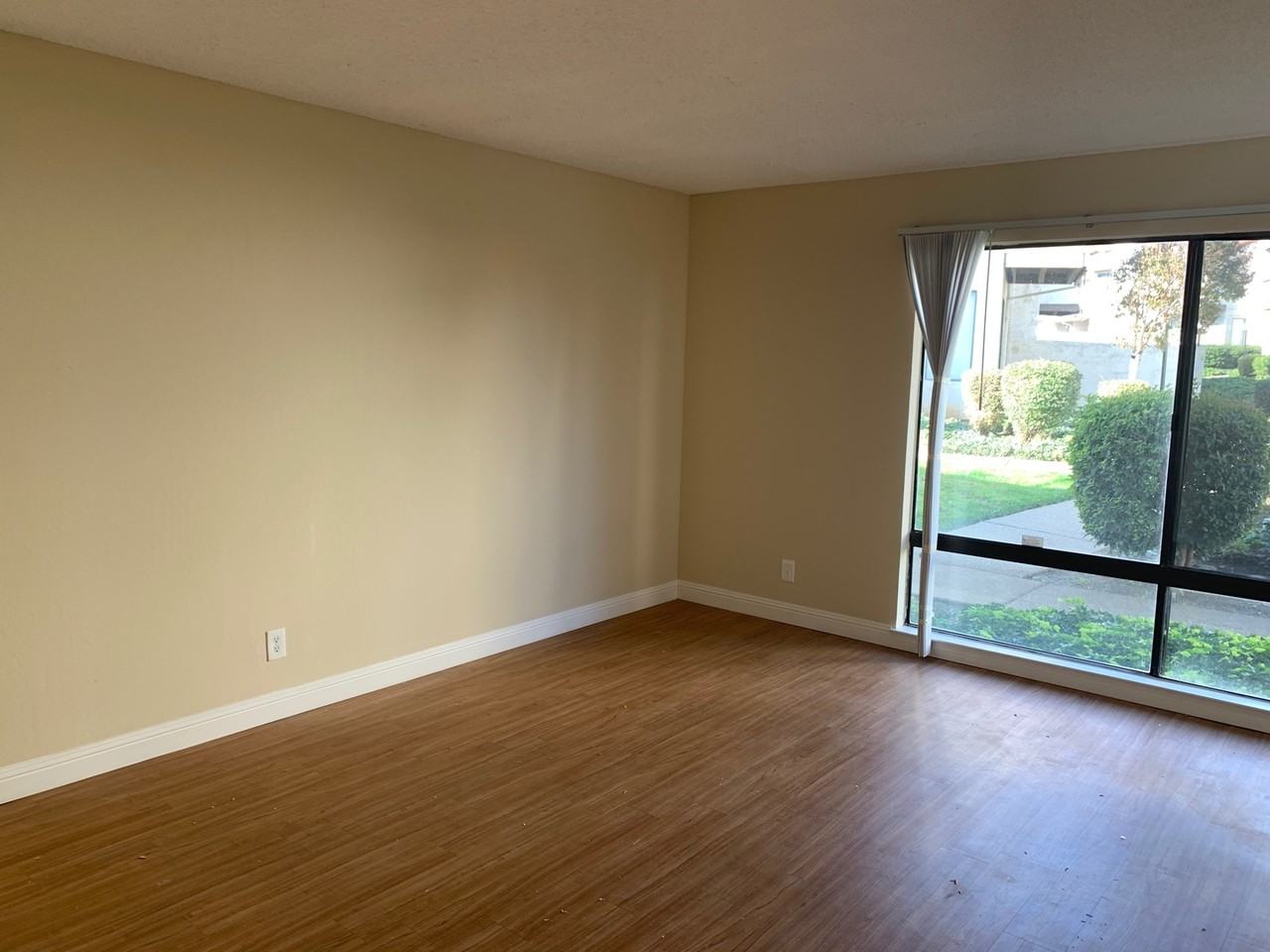 8 Madrid Ln - Photo 6 of 23