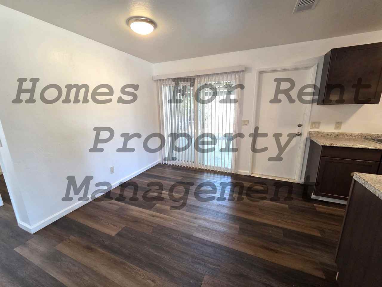 221 Baxley St - Photo 4 of 13