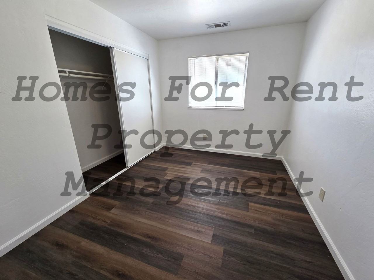 221 Baxley St - Photo 6 of 13