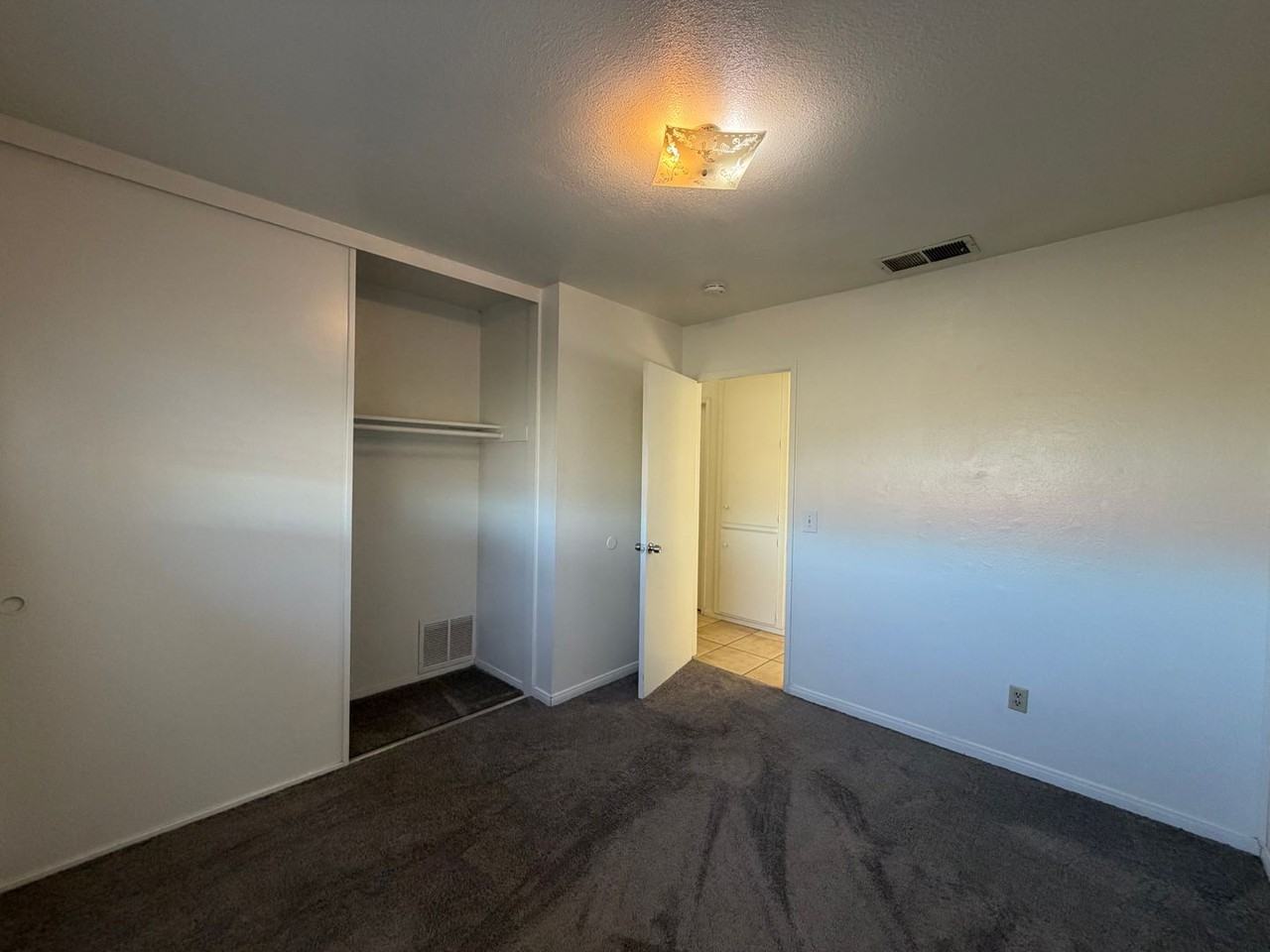 36361 Oleander Pl - Photo 7 of 25