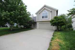 15641 Foster St - Photo 1 of 1