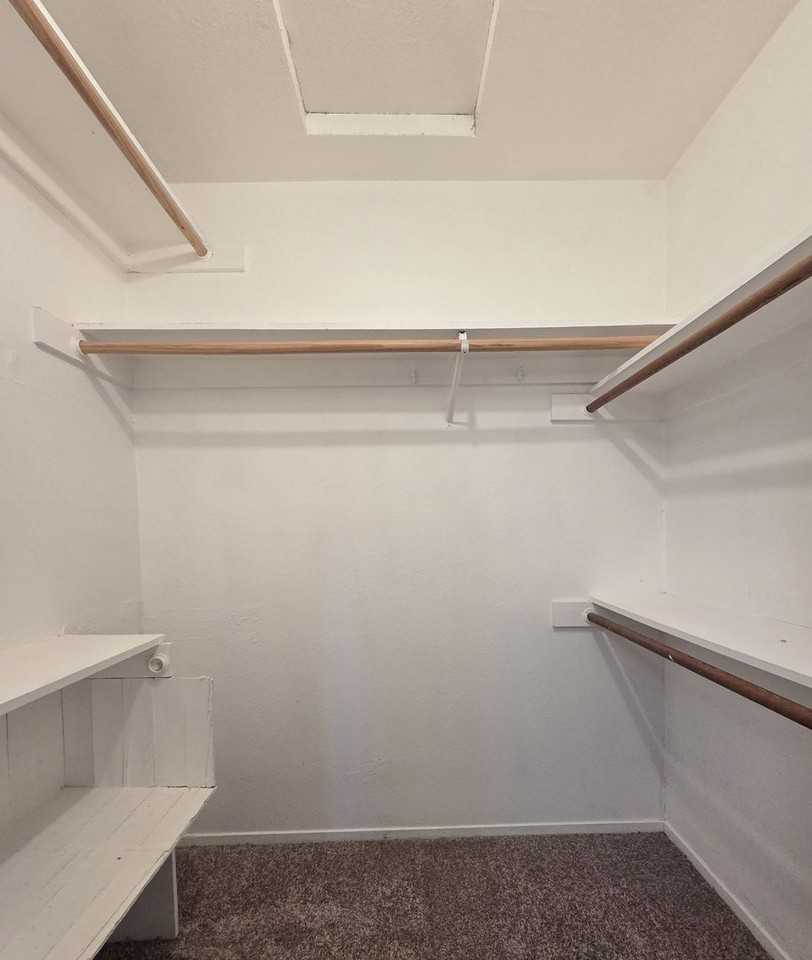 932 San Francisco Way - Photo 6 of 7