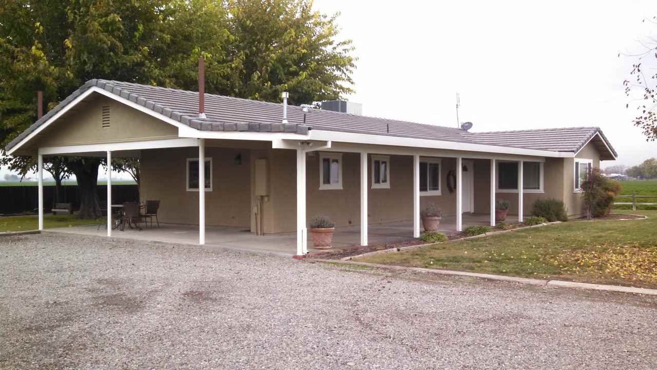 16843 State Highway 33 - Photo 2 of 15