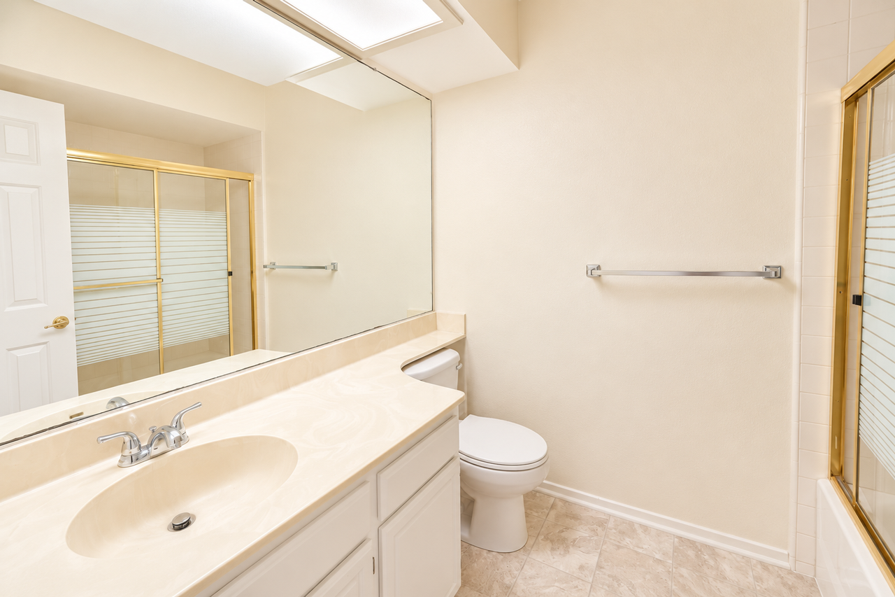 701 Southbrook Dr - Photo 7 of 10