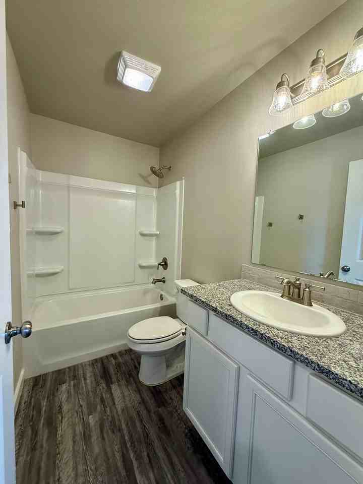 1909 133rd St - Photo 7 of 10