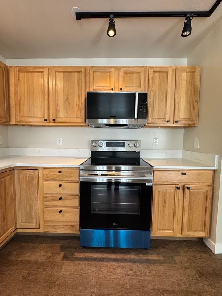 170 E Magnolia Dr - Photo 4 of 20