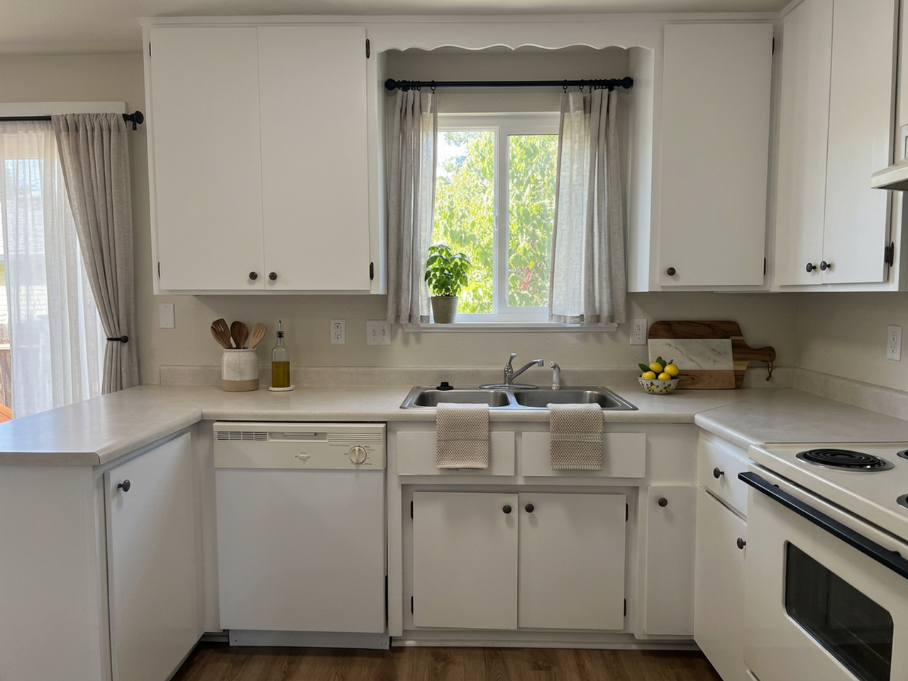 1069 E Main St - Photo 5 of 19