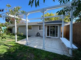 825 Oak St - Photo 1 of 1