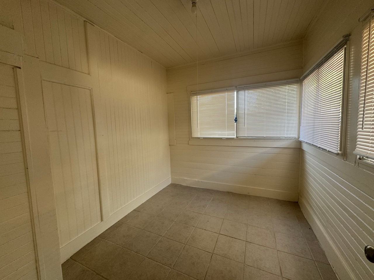 224 W Latham Ave - Photo 7 of 11