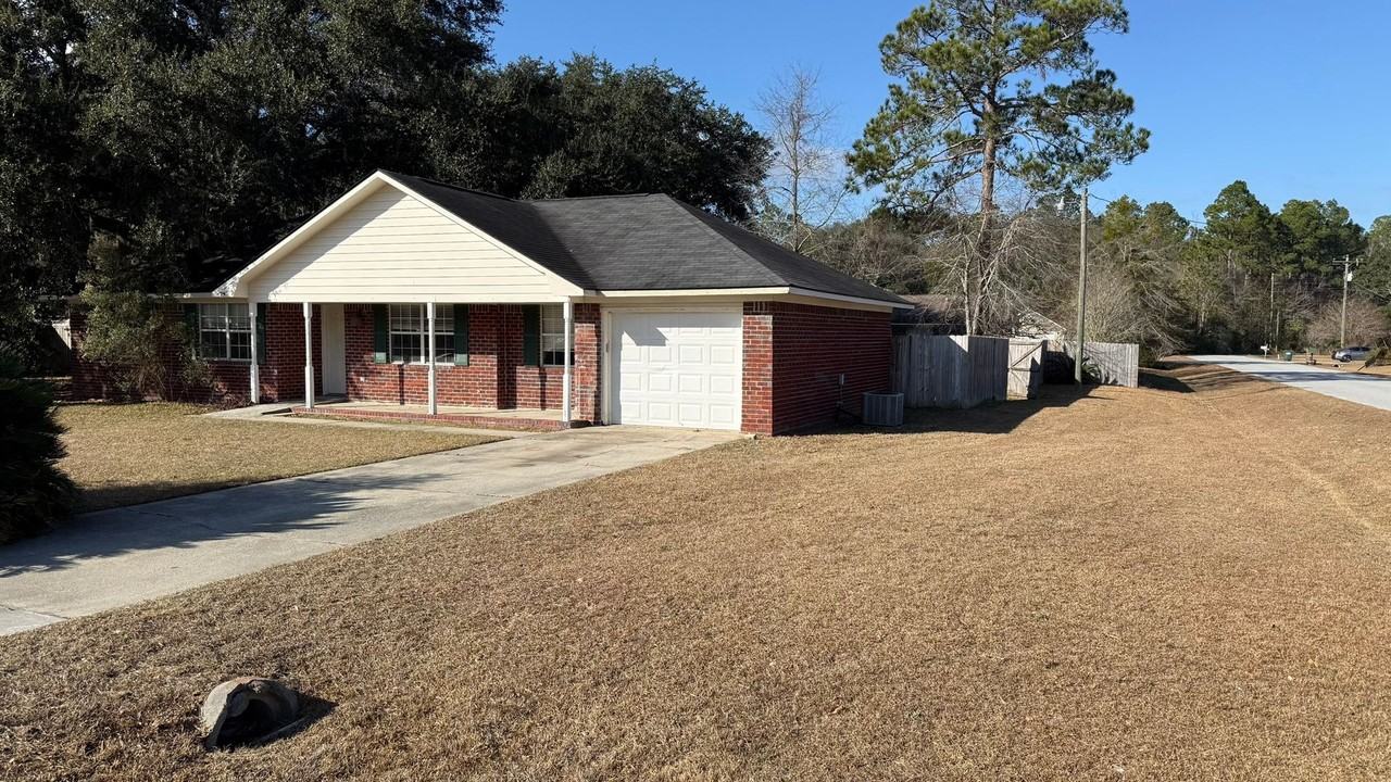 291 Cowart Rd - Photo 2 of 21