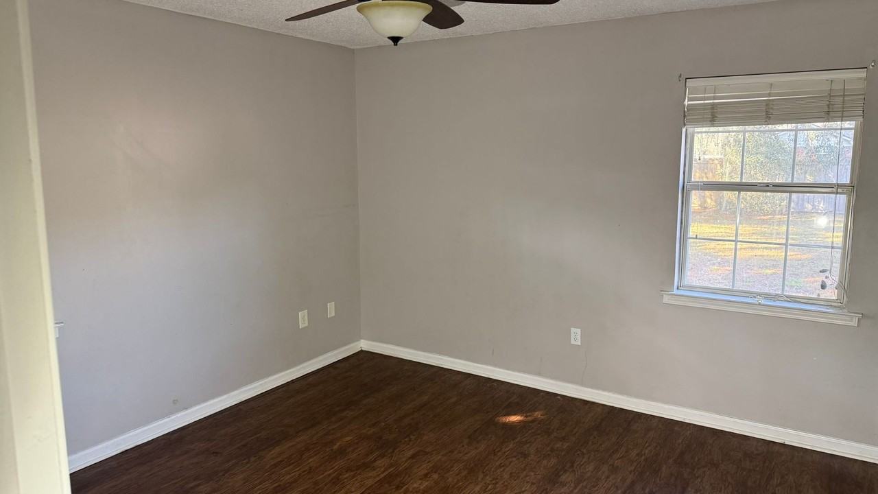 291 Cowart Rd - Photo 6 of 21