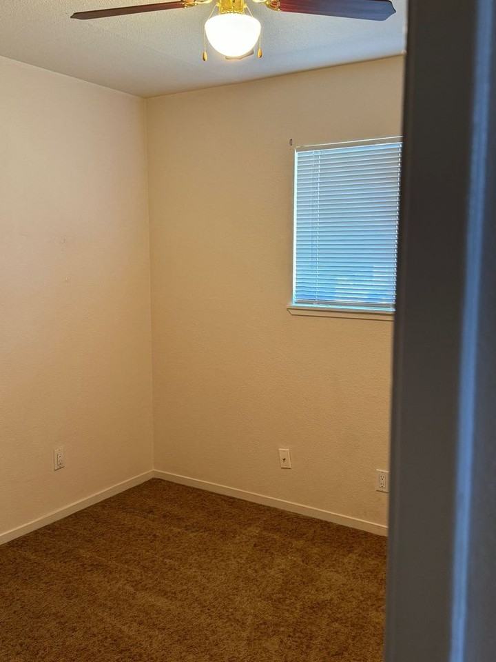 6812 Treebine Ave - Photo 2 of 7