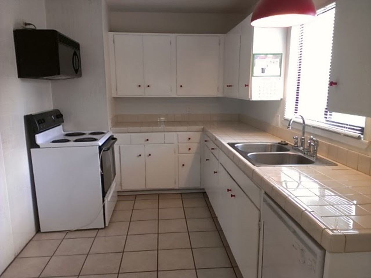 6812 Treebine Ave - Photo 6 of 7