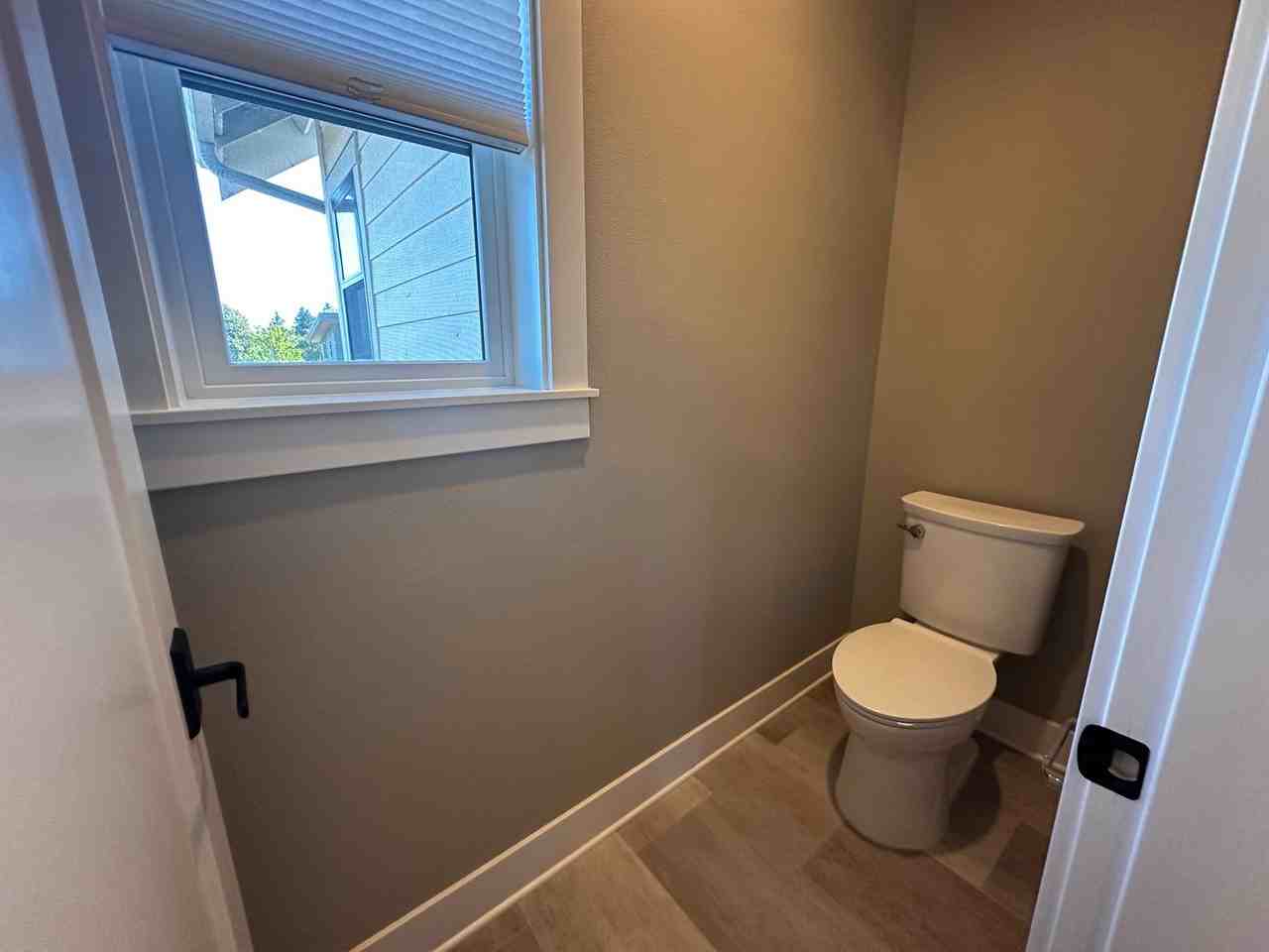 880 Edwards Rd S - Photo 7 of 24