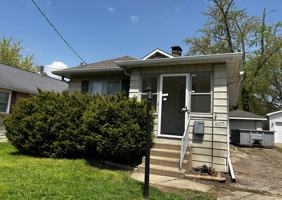 featured image of 607 E Forrest Hill Ave