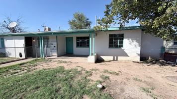 featured image of 82 E Byrne St