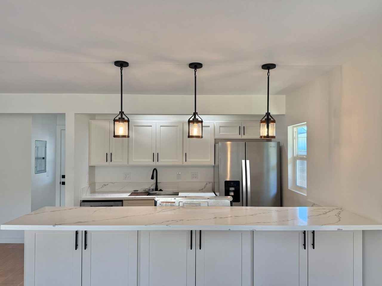 684 Kaulu Pl - Photo 4 of 21