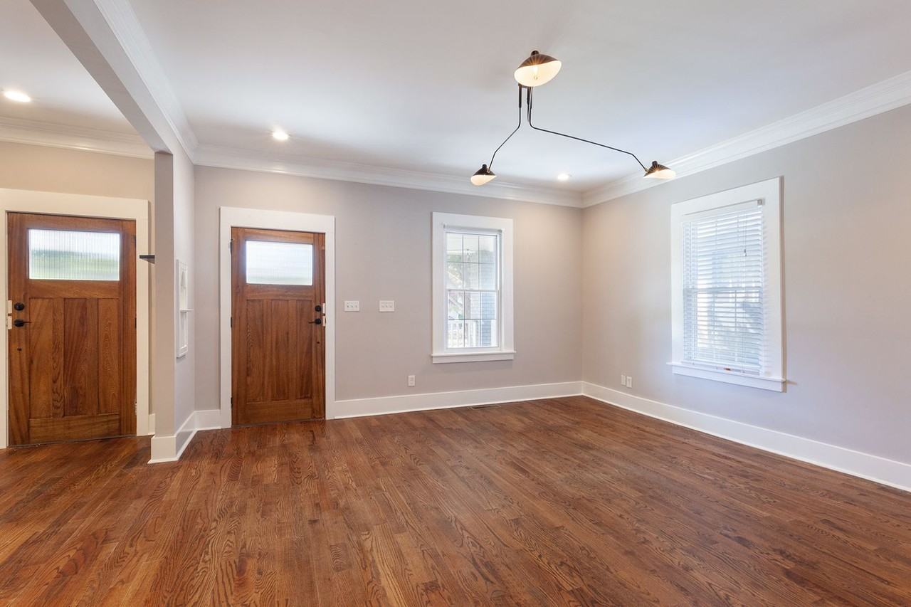 1040 Allene Ave Sw ##Sw - Photo 3 of 28