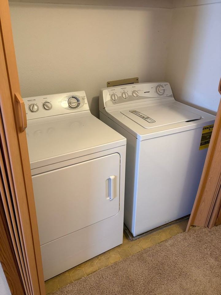 8707 Nw 82nd Ter - Photo 7 of 12