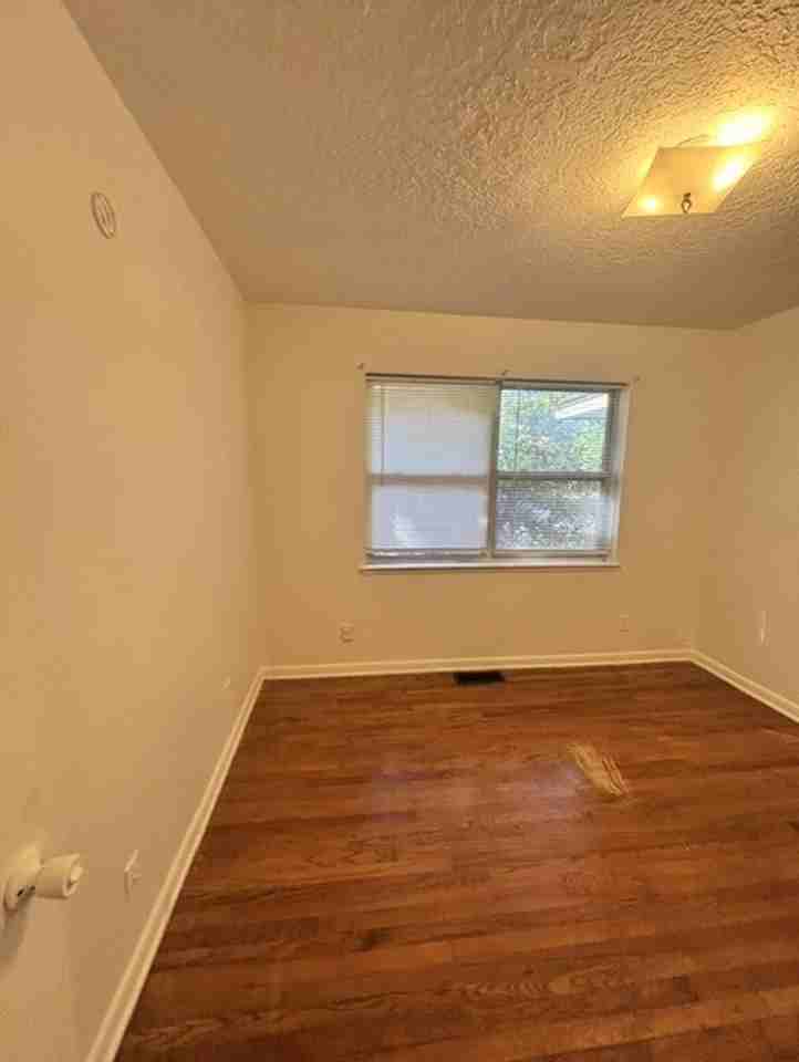 2425 Butler Dr - Photo 7 of 16