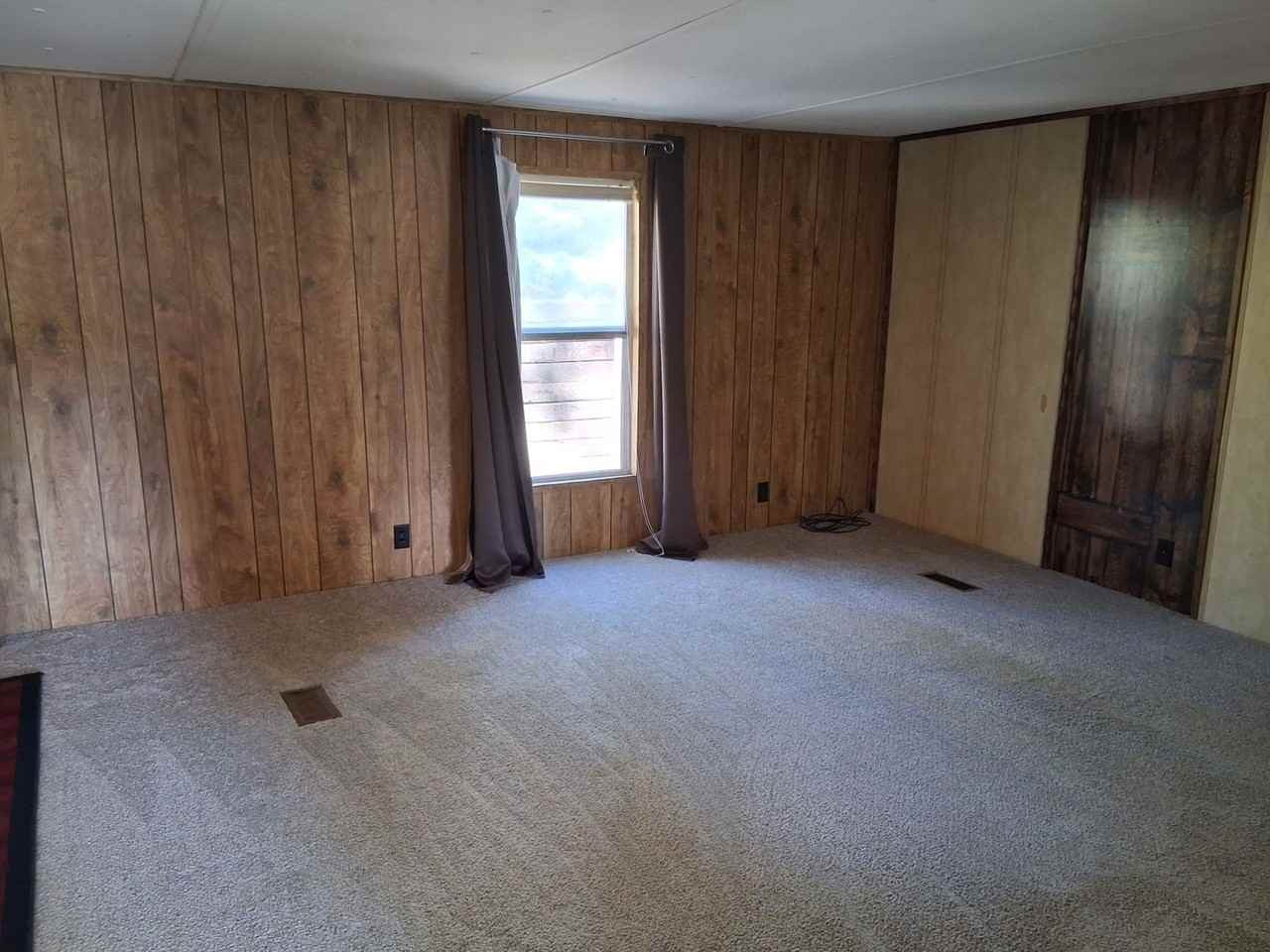 109 Ash Dr - Photo 7 of 42