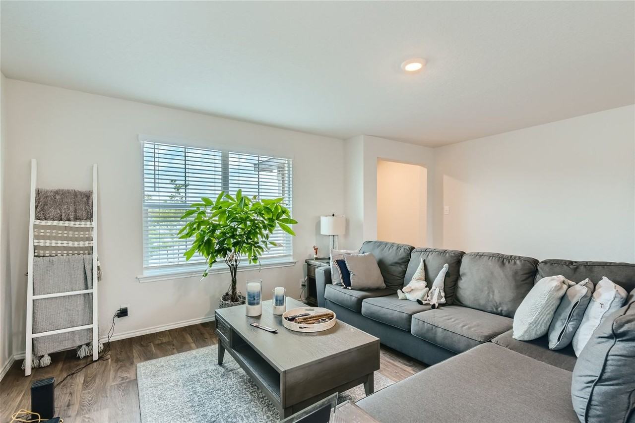 15347 Shortwing - Photo 6 of 28