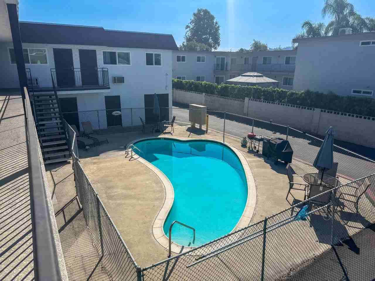 Camelot Apartments - Photo 2 of 7